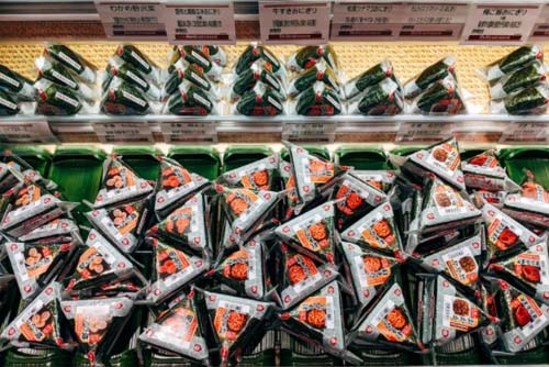 Triangle plastic packaging